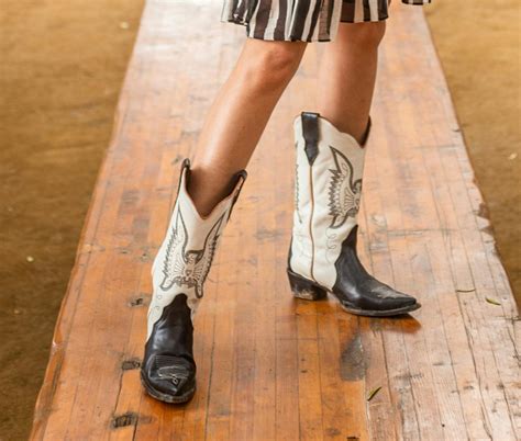 Fashionable Shoes 的图像结果