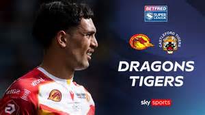 Leeds Rhinos 8-16 Catalans Dragons | Super League Highlights | Rugby ...