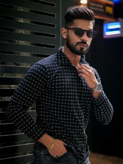 Gritstones Black Self Design T-Shirt