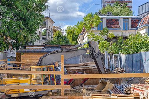 Home Digging 的图像结果