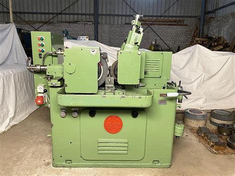 Used Magnaghi RSC-350 Centerless Grinding Machine for Sale in New Delhi ...