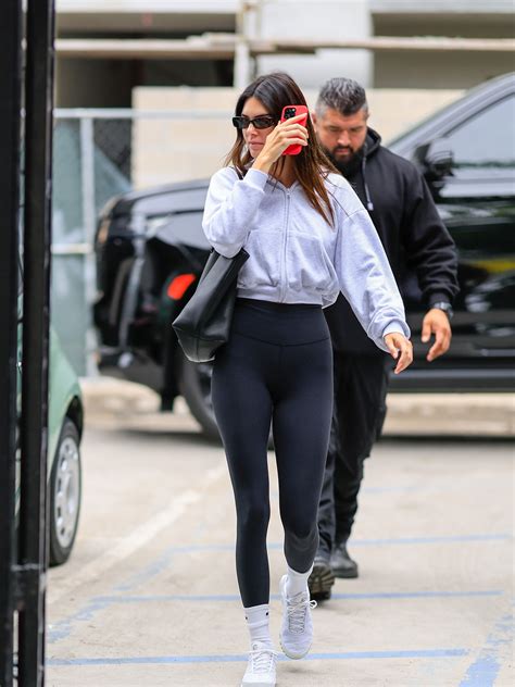 I’m calling it, leggings will be everywhere in 2026 | Vogue India