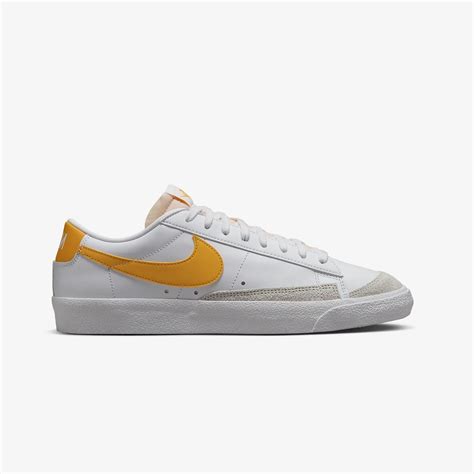 Nike | BLAZER LOW '77 VINTAGE { WHITE/UNIVERSITY GOLD-PHANTOM – Superkicks