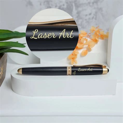 Personalized Executive Pen in Black with Golden Highlights and Mesh ...