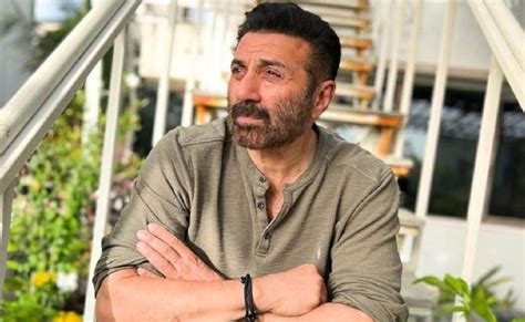 Chup Box Office Collection Day 5: सनी देओल की 'चुप' की बॉक्स ऑफिस पर ...