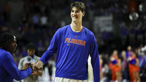 7'9" Olivier Rioux Makes CBB History, Florida Freshman Gets 1st Career ...