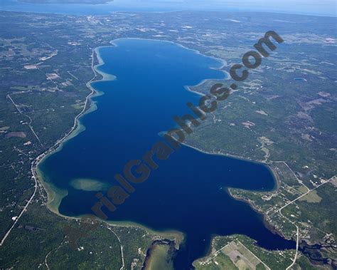 Mullett Lake in Cheboygan County, MI – Aerial Graphics