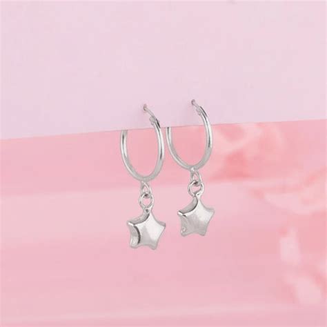 5 Elegant Workwear Hoop Earrings Perfect for You – GIVA