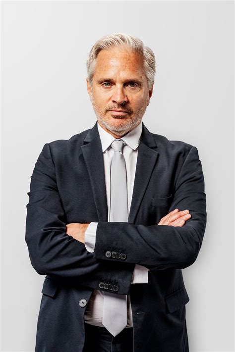 Business Man Portrait 的图像结果