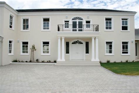 Building Windows Interior 的图像结果