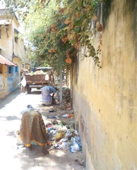Sanitation Workers Holding the Fort Against COVID-19 Have No Protective ...