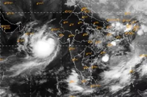 Cyclone Biparjoy and Flash Flood in Sikkim | 'বিপর্যয়'র তান্ডব চললো ...
