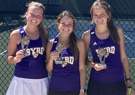 LHSAA tennis: Byrd triplets capture regional titles