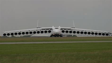 FIVE INTERESTING FACTS ABOUT THE ANTONOV AN-225 | by Airport wings pvt ...