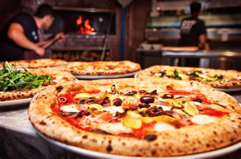 Famous Food Festivals From Around The World - Hello Travel Buzz