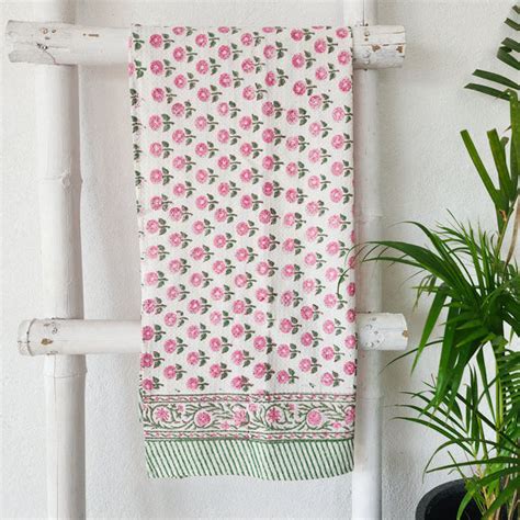 Pure Cotton Bath Towel Block Printed White With Pink Flower Motif Soft ...
