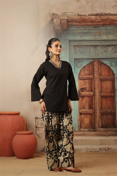 Black Farshi Salwar Set – DIMPLE DESIGN STUDIO