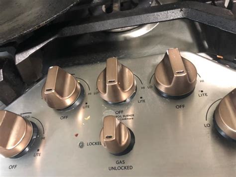 Cafe 30-in Gas Cooktop Knob Kit (Brushed Bronze) CXCG1K0PMBZ at Lowes.com