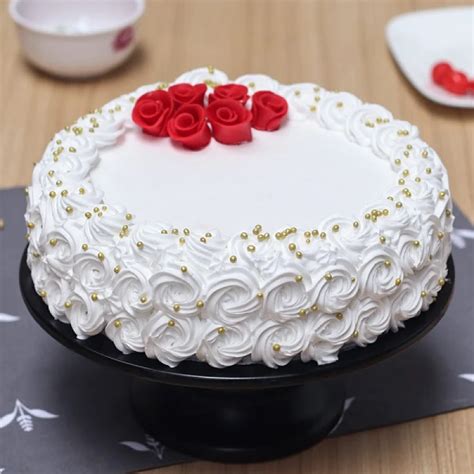 Order Delicious Vanilla Cake online | Get same day delivery PAN India ...