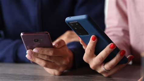 Image result for Smartphone Camera Color Shading Problem