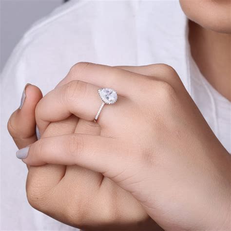 Silver Pear Shape Prong Set Ring – Eri Silvers