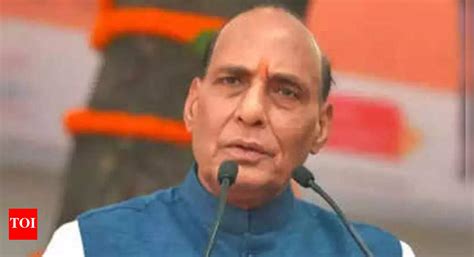 India and Russia ink 10-yr pact on defence tech, deal on AK rifles ...