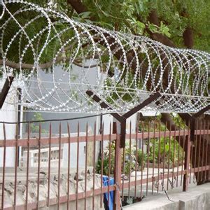 Concertina Wire Manufacturers in Delhi