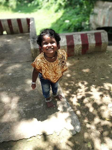 குழந்தை - இனிது