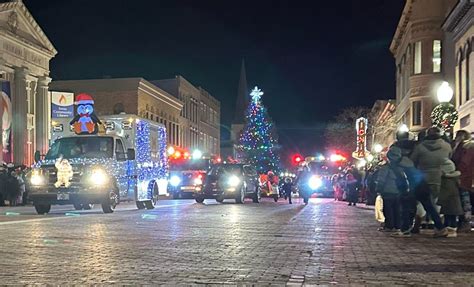 Ionia Tree Lighting Ceremony & Twinkle Town Holiday Parade, Main Street ...
