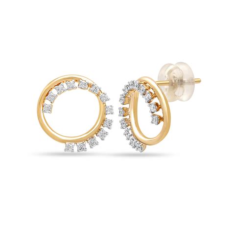 14KT Yellow Gold Shimmering Diamond Stud Earring