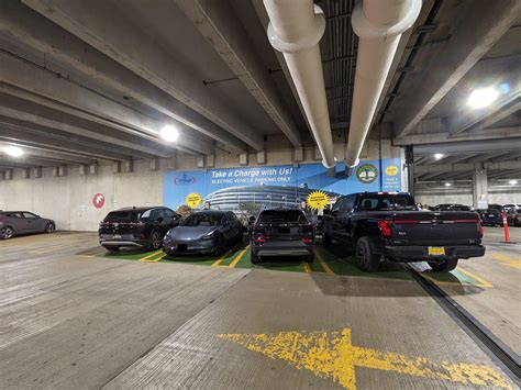 Soldier Field - North Garage | Chicago, IL | EV Station