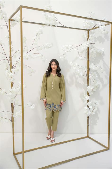 Luna Eid Edit'25 - Pistachio – Nainpreet - The Collective