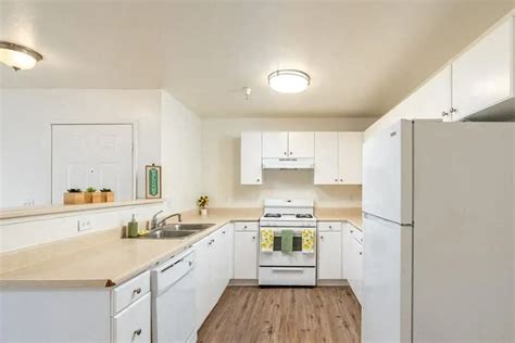 Twin Palm Apartments - Palmdale, CA 93550 | ApartmentGuide.com