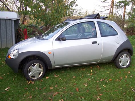 Ford Ka in neuhaus | KFZ Specials | Kleinanzeigen