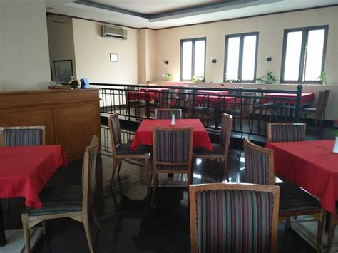 HOTEL ROYAL MERDEKA (Bandung) - Hotel Reviews & Photos - Tripadvisor