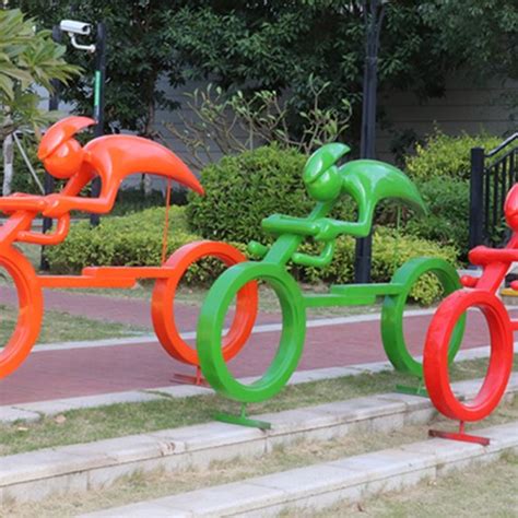 园林小区楼盘景观摆件户外玻璃钢骑自行车跑步人物雕塑 - 欧迪雅凡家具