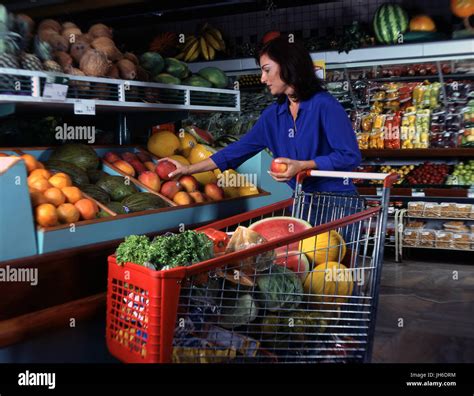 Market Shopping 的图像结果