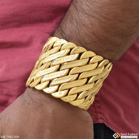 1 Gram Gold Plated Glamorous Design Pokal Bracelet for Men - Style D30 ...