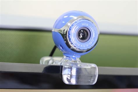 How to Use (Almost) Any Camera as a Webcam | Digital Trends