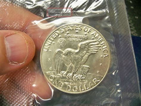 1974 - S Uncirculated Eisenhower Dollar 40% Silver Coin Blue Pack