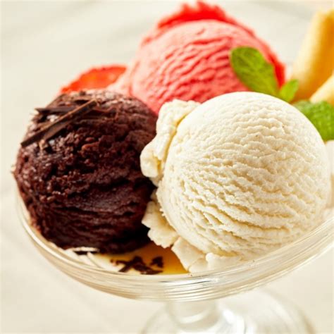 Frozen Custard vs. Ice Cream (What's the Difference?) - Insanely Good