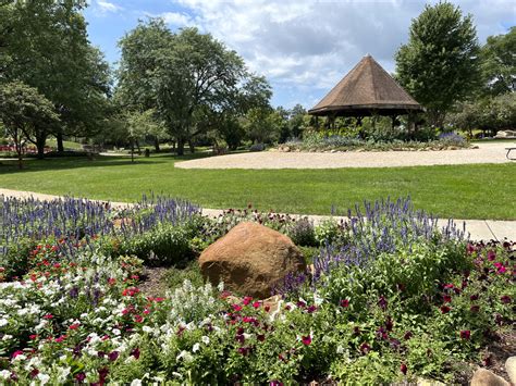 Stroll through the botanical garden at Lake of the Woods - Smile ...