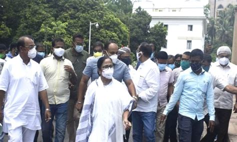 Nupur Thapliyal & Sparsh Upadhyay, Live Law