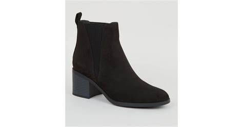 Black Suedette Block Heel Chelsea Boots | New Look