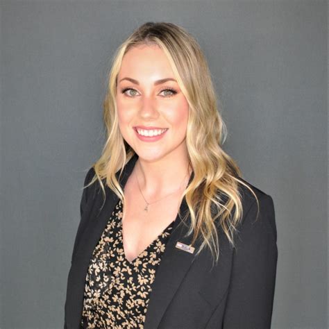 Courtney Dobson - Administrative Assistant for KY/TN Branch Banking ...