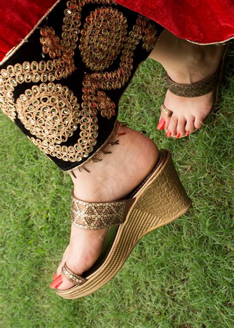 Get Textured Bronze Kohlapuri Wedges at ₹ 900 | LBB Shop