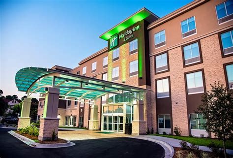 HOLIDAY INN & SUITES SAVANNAH AIRPORT - POOLER BY IHG - Hotel Reviews ...