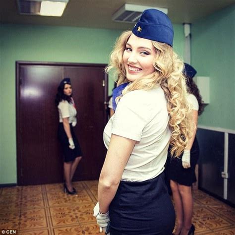 2016俄罗斯最美空姐出炉 25岁空姐夺冠 - 空姐 - 航空圈——航空信息、大数据平台