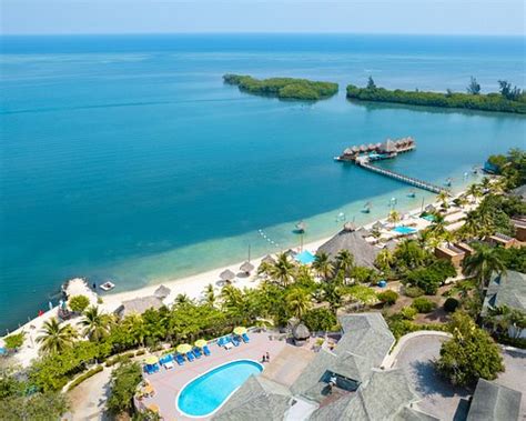 TURQUOISE BAY DIVE & BEACH RESORT (Roatan, Bay Islands) - Resort ...