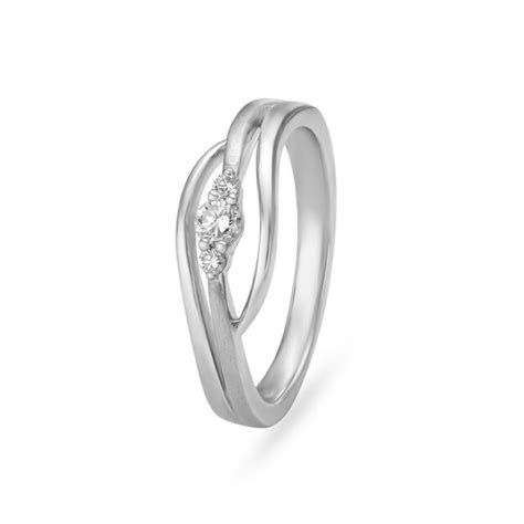 Striking White Platinum Finger Ring